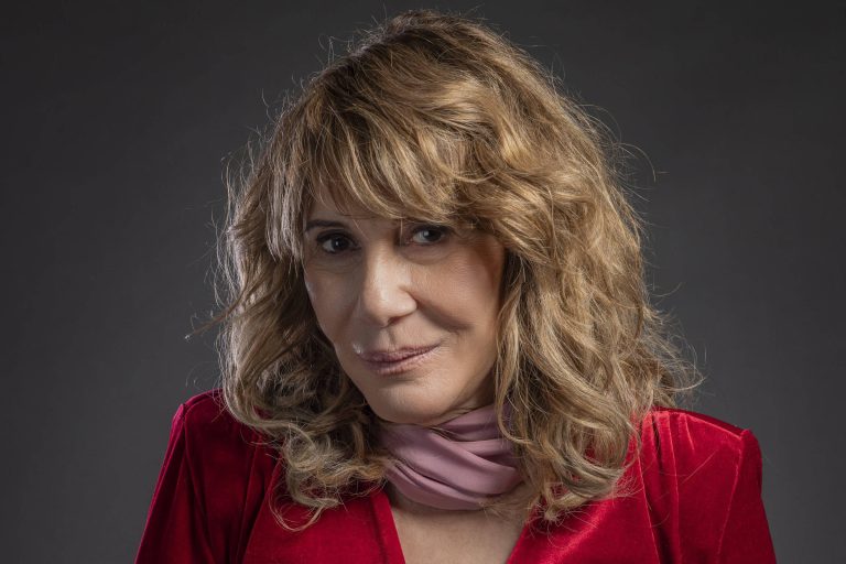 Por Você: Renata Sorrah fecha com Globo para fazer novela – 29/04/2026 – Outro Canal