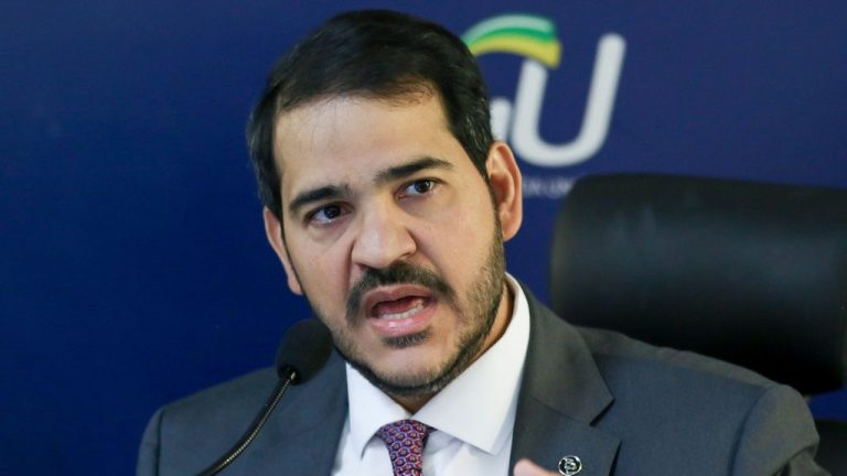 AGU e a censura silenciosa nas redes sociais brasileiras